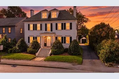 43 Summer St, Taunton, MA 02780 - Photo 2