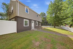856 Newport Ave, Attleboro, MA 02703 - Photo 1