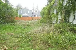7 Linden St, Oxford, MA 01540 - Photo 4