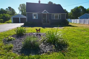 41 Silva St, Carver, MA 02330 - Photo 2