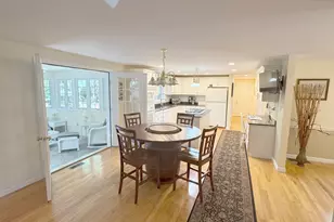 20 Emerald St, Tyngsborough, MA 01879 - Photo 10
