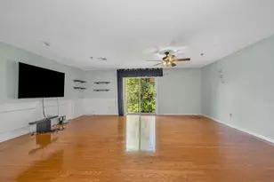 21 Dallas Dr, Dracut, MA 01826 - Photo 10