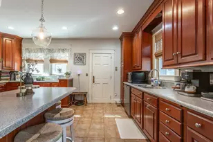 195 Bedford St, New Bedford, MA 02740 - Photo 8