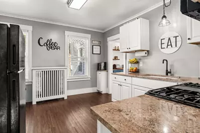 64 Mooreland Ave, Leominster, MA 01453 - Photo 6