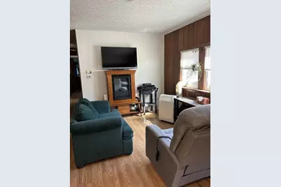 32 Parkwood Drive, Halifax, MA 02338 - Photo 2