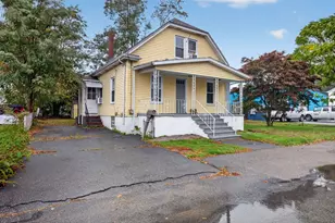 7 Garfield St, Acushnet, MA 02743 - Photo 2