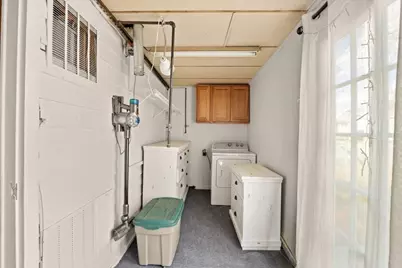 37 Sidney Ave, Swansea, MA 02777 - Photo 20
