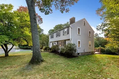 24 Fletcher Rd, Lynnfield, MA 01940 - Photo 4