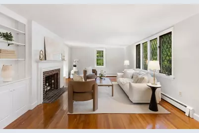 24 Fletcher Rd, Lynnfield, MA 01940 - Photo 6