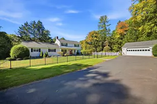 363 Loomis St, Westfield, MA 01085 - Photo 1
