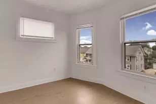 82 Malden St, Springfield, MA 01108 - Photo 8