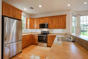 359 Main St, Easthampton, MA 01027 - Photo 10