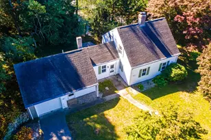 90 Hilltop Dr, Barnstable, MA 02648 - Photo 2