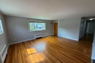 52 Carver Rd E, Watertown, MA 02472 - Photo 6