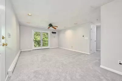 610 S Franklin St #F302, Holbrook, MA 02343 - Photo 4