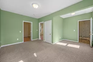 12 Chester St, Chicopee, MA 01013 - Photo 14