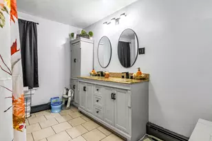 215 Ferry St, Lawrence, MA 01841 - Photo 16