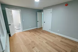 562 Mariner Cir, Barnstable, MA 02635 - Photo 10