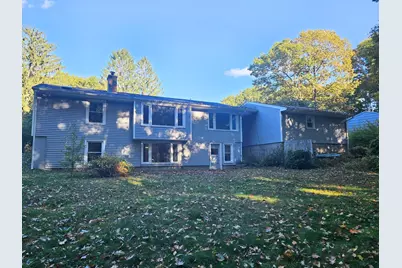 29 Laurel Hill Ln, Holden, MA 01520 - Photo 2