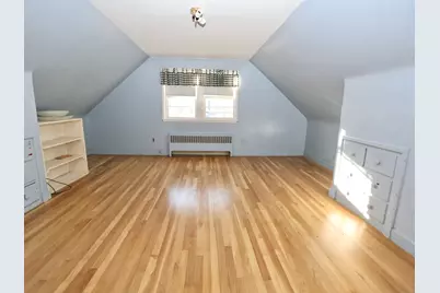 6 Rochelle St, Worcester, MA 01606 - Photo 8