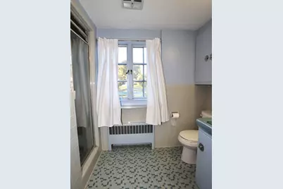 6 Rochelle St, Worcester, MA 01606 - Photo 10