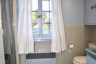 6 Rochelle St, Worcester, MA 01606 - Photo 10