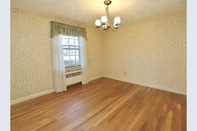 6 Rochelle St, Worcester, MA 01606 - Photo 2