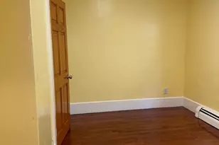 47 Washinton St, Peabody, MA 01960 - Photo 2