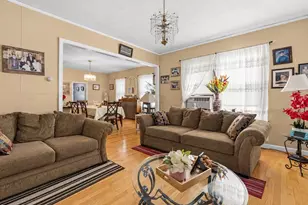 18 McGurk St, New Bedford, MA 02744 - Photo 4