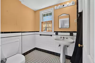 26 Fairfax St, Newton, MA 02465 - Photo 18