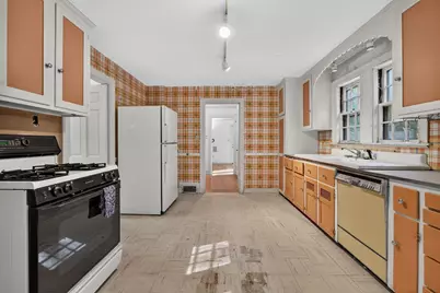 26 Fairfax St, Newton, MA 02465 - Photo 12