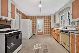 26 Fairfax St, Newton, MA 02465 - Photo 12