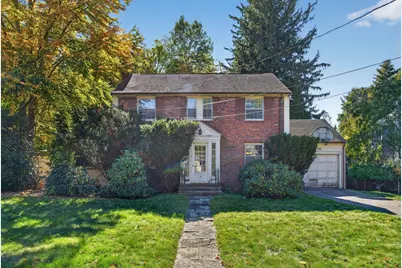 26 Fairfax St, Newton, MA 02465 - Photo 2