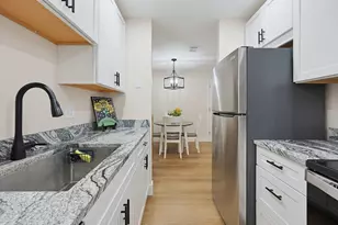 811 Franklin Crossing Rd, Franklin, MA 02038 - Photo 10