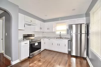 95 Kingsley St, Springfield, MA 01104 - Photo 8