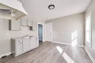 47 Beech St, Springfield, MA 01105 - Photo 4