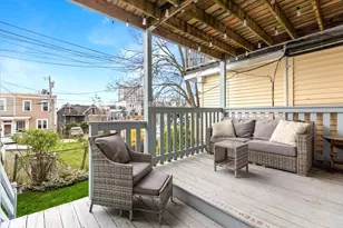 453 E 6th St, Boston, MA 02127 - Photo 10