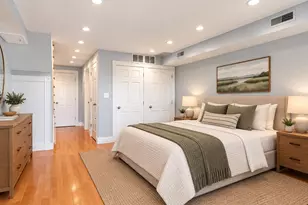 453 E 6th St, Boston, MA 02127 - Photo 6