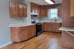 42 Westland St, Methuen, MA 01844 - Photo 4