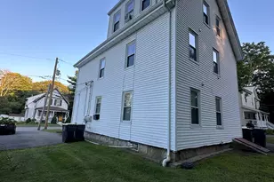92 Robbins St, Avon, MA 02322 - Photo 8