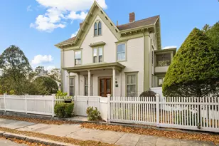 117 Cottage St, New Bedford, MA 02740 - Photo 2