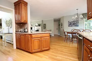 33 Sanders Dr, Saugus, MA 01906 - Photo 12