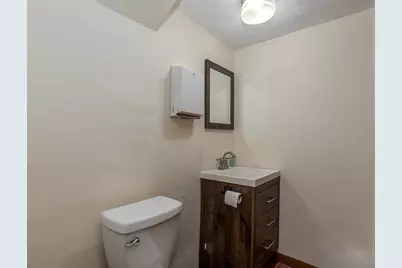 27 Jefferson St #3, Taunton, MA 02780 - Photo 6