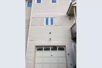 825 John Fitch Hwy #4, Fitchburg, MA 01420 - Photo 2
