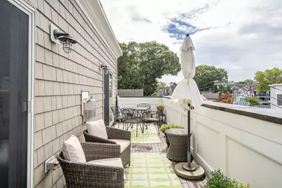 572 Freeport #303, Boston, MA 02122 - Photo 18