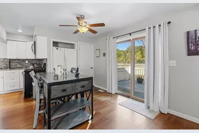 1227 Old Plainville Rd, New Bedford, MA 02745 - Photo 14