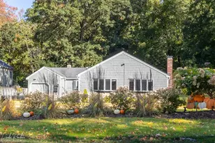 172 Holliston St, Medway, MA 02053 - Photo 36