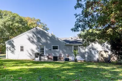 172 Holliston St, Medway, MA 02053 - Photo 30