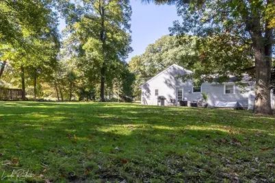 172 Holliston St, Medway, MA 02053 - Photo 32