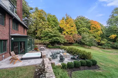 341 Highland St, Milton, MA 02186 - Photo 32
